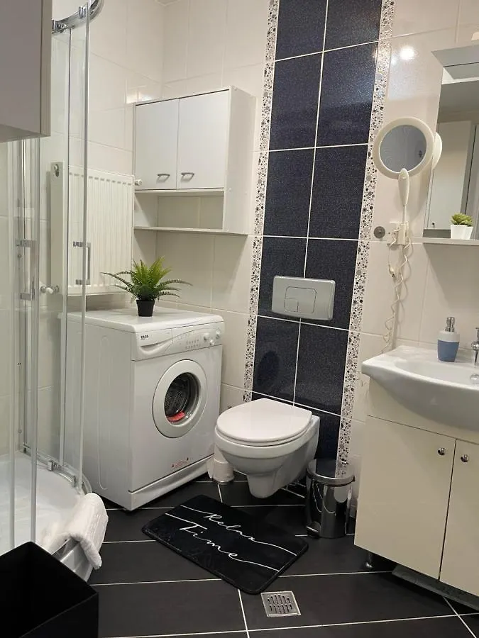 Relaxing Bucharest Airport Residences & Therme-Self Check-In Otopeni Apartment
